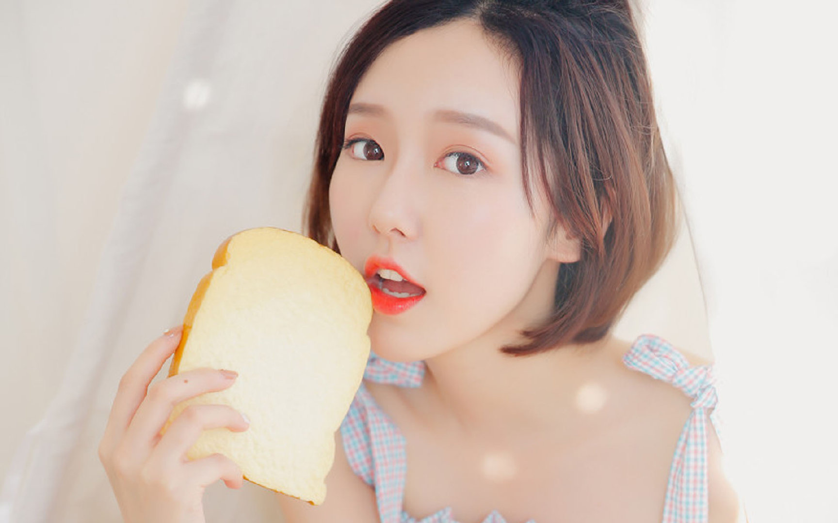 世界足球运动员数据分析技术不断创新,战术制定更科学,足球世界球员数据对比